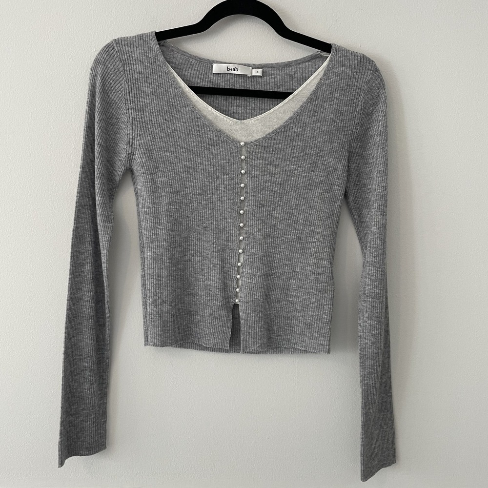 VTG b+ab Wool Ribbed Knit Sweater Gray Sz S Pearl Buttons Layered Y2K Clean Girl